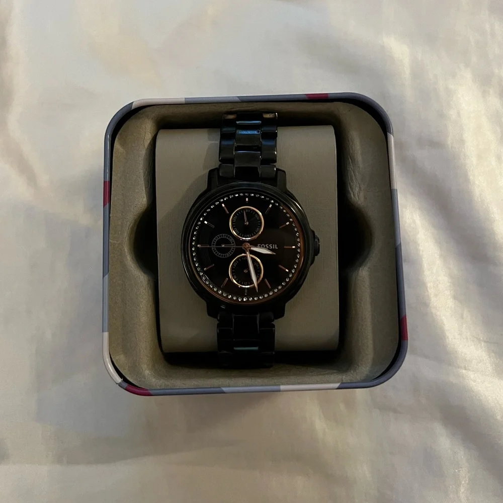 Fossil Watch - Picture 4 of 10